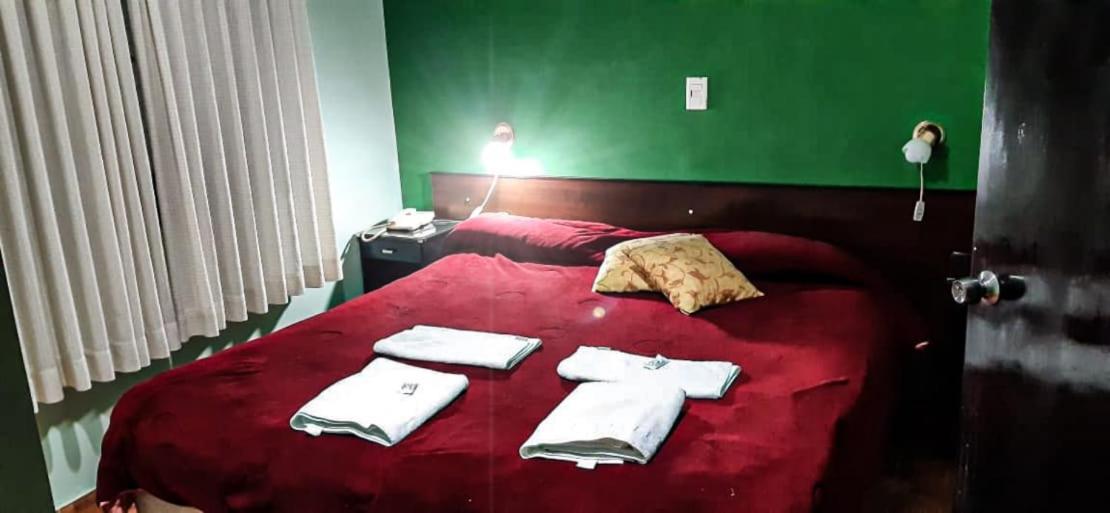 Hotel Emperador Cafayate Buitenkant foto