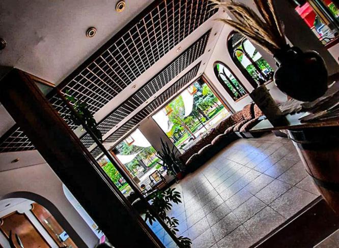 Hotel Emperador Cafayate Buitenkant foto